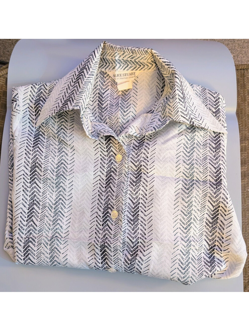 Vintage 70s Alice Stuart Geometric Stripe Blouse Size 12 (Fits Modern Medium)